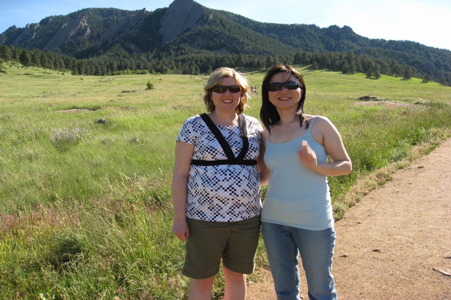 ../image/hiking in boulder 1.jpg